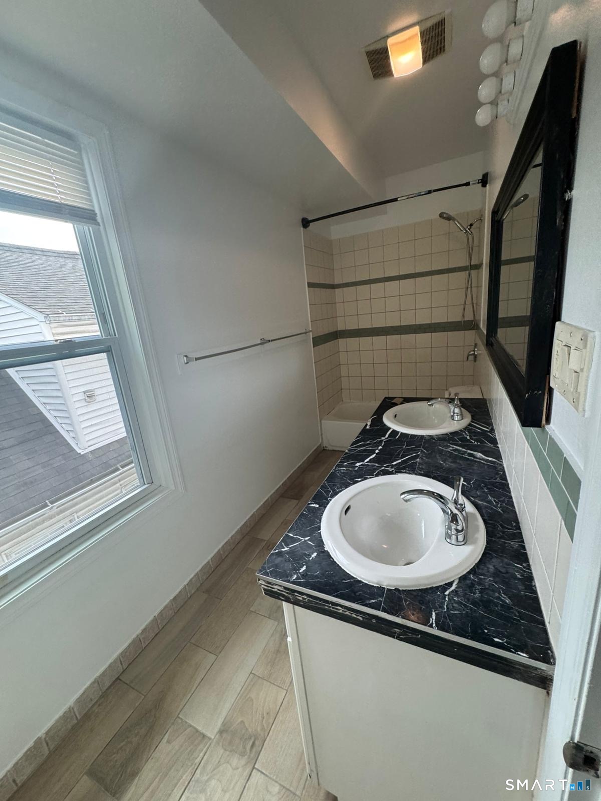 182 Hewitt Street Bridgeport, CT 06607 - Photo 10 of 10