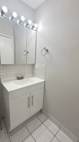 $1,850 | 1453 North Winslowe Drive, Unit 303, Palatine, IL 60074