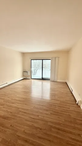 $1,850 | 1453 North Winslowe Drive, Unit 303, Palatine, IL 60074