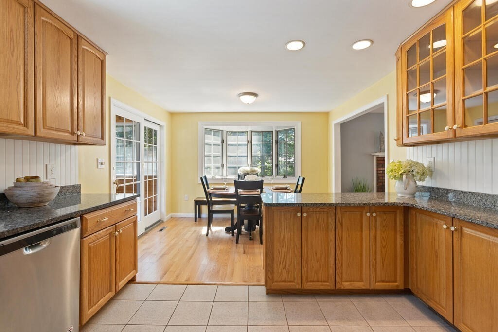 149 Cranberry Road Dracut, MA 01826 - Photo 13 of 35 Gallery Image 13