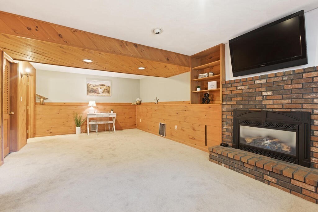 149 Cranberry Road Dracut, MA 01826 - Photo 27 of 35 Gallery Image 27
