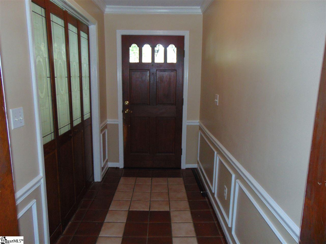 106 Bransfield Road Greenville, SC 29615 - Photo 2 of 34 Gallery Image 2