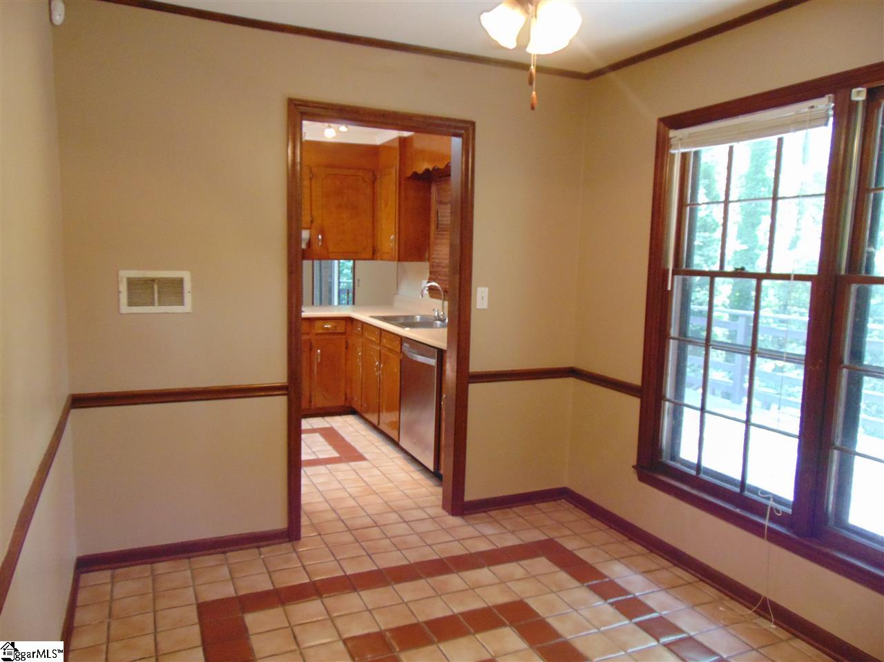 106 Bransfield Road Greenville, SC 29615 - Photo 11 of 34 Gallery Image 11