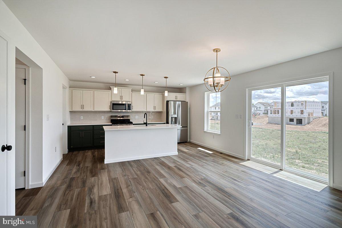 6330 Liam Dr Spring Grove Spring Grove, PA 17362 - Photo 5 of 18 Gallery Image 5