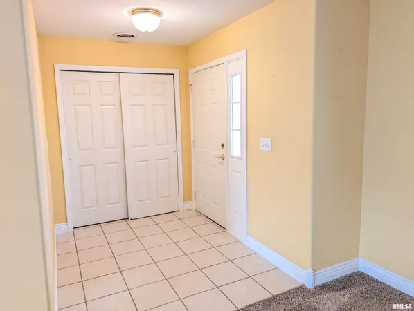 $219,000 | 1506 Apache Drive, Marion, IL 62959