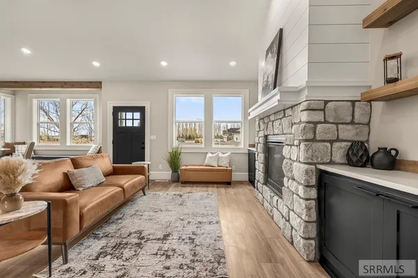 $739,900 | 1571 Palm Spgs Drive, Idaho Falls, ID 83404