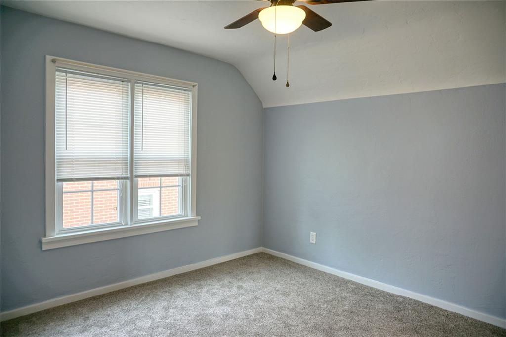 215 Freeport Road Butler, PA 16002 - Photo 21 of 25 an empty room with a window