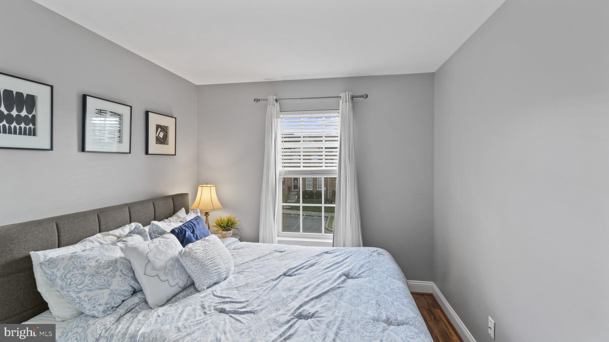 526 Callander Way Abingdon, MD 21009 - Photo 20 of 40 a bedroom with a bed and a window