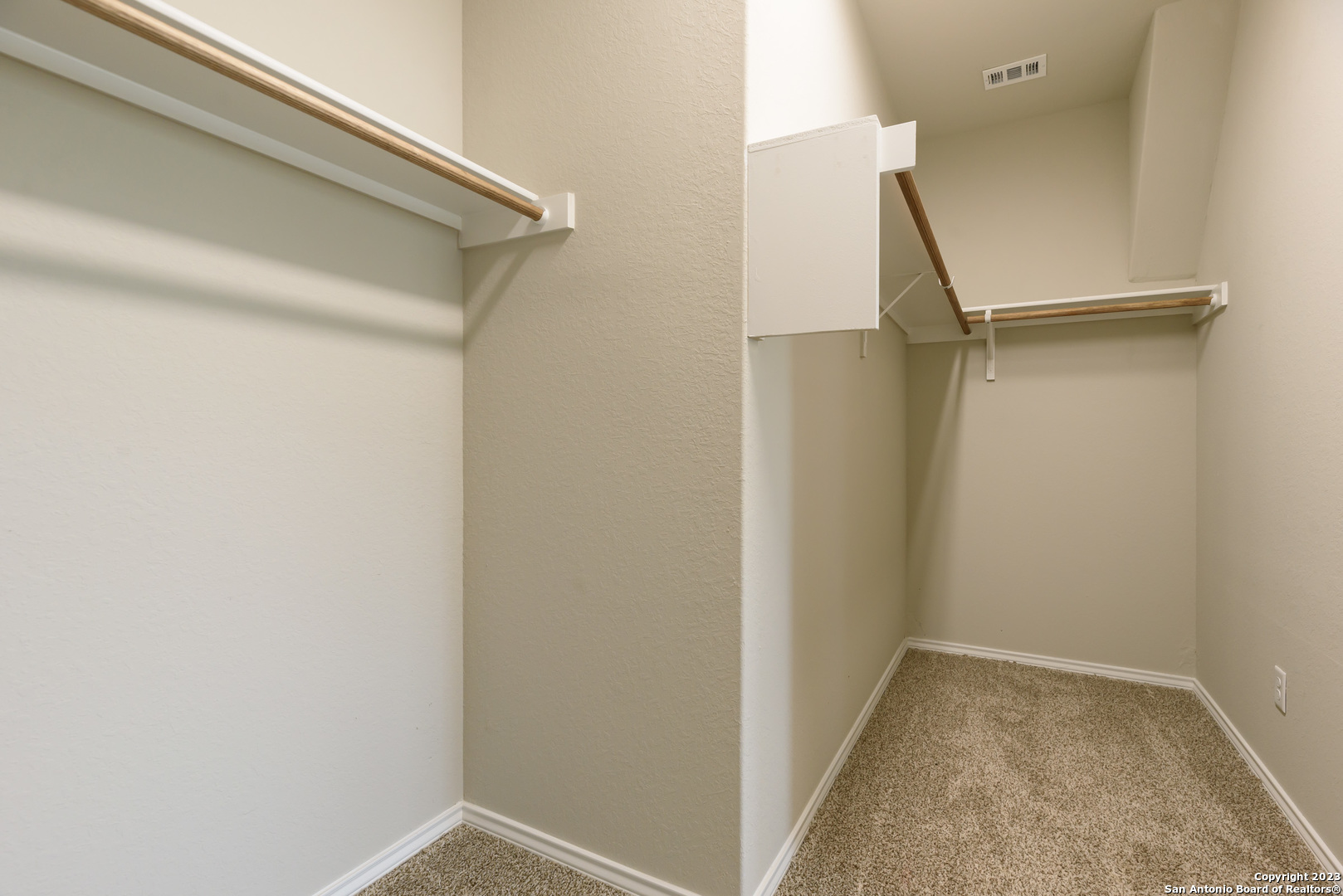 1609 Ranch House New Braunfels, TX 78132 - Photo 18 of 39 a view of small space