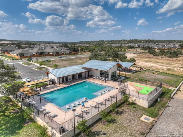 $2,695 | 1609 Ranch House, New Braunfels, TX 78132