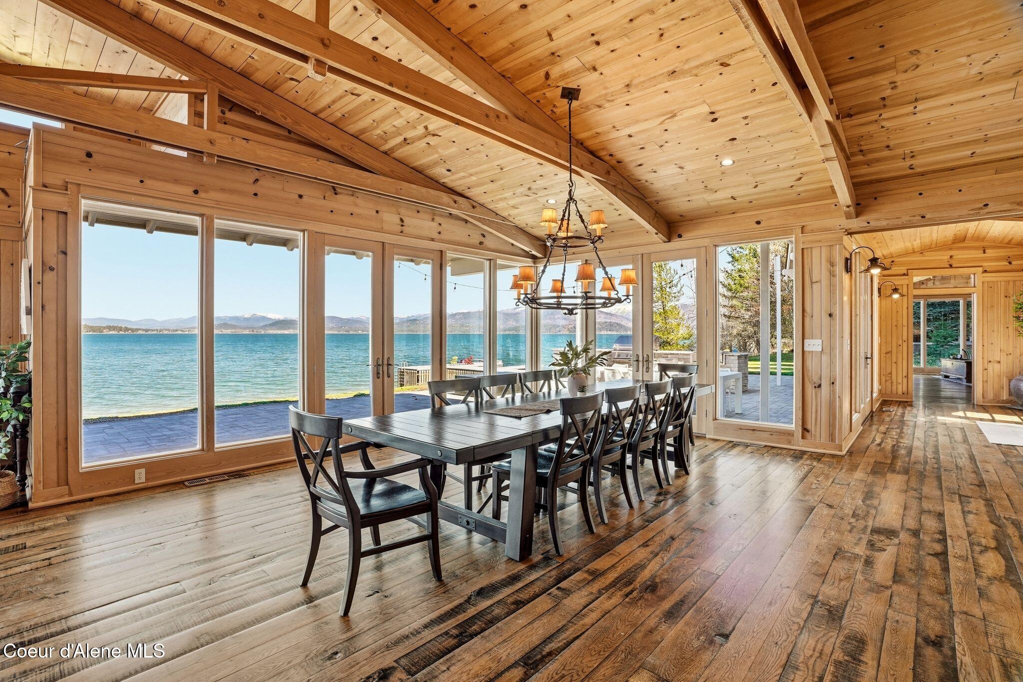 5015 Bottle Bay Road Sagle, ID 83860 - Photo 18 of 116 14_Inside-Media-Bottle Bay-12