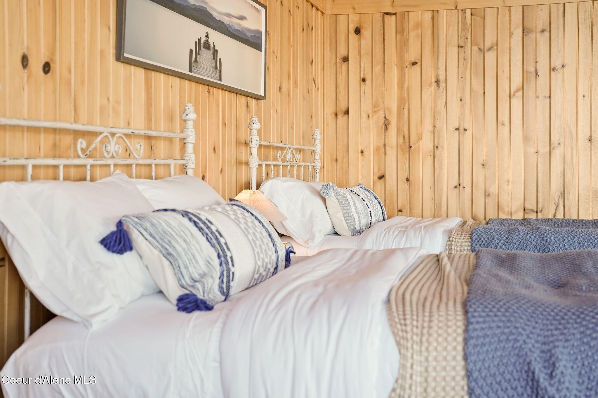 5015 Bottle Bay Road Sagle, ID 83860 - Photo 42 of 116 38_Inside-Media-Bottle Bay-36