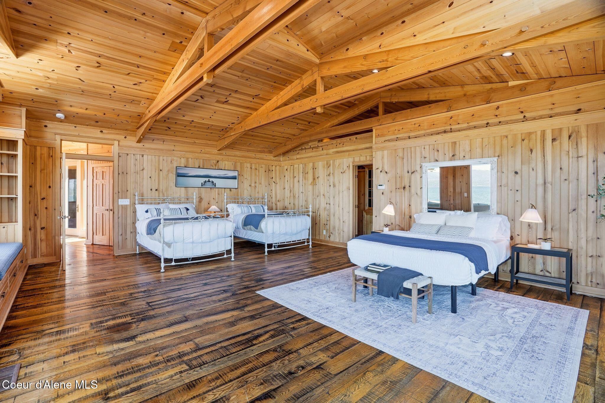 5015 Bottle Bay Road Sagle, ID 83860 - Photo 43 of 116 39_Inside-Media-Bottle Bay-37