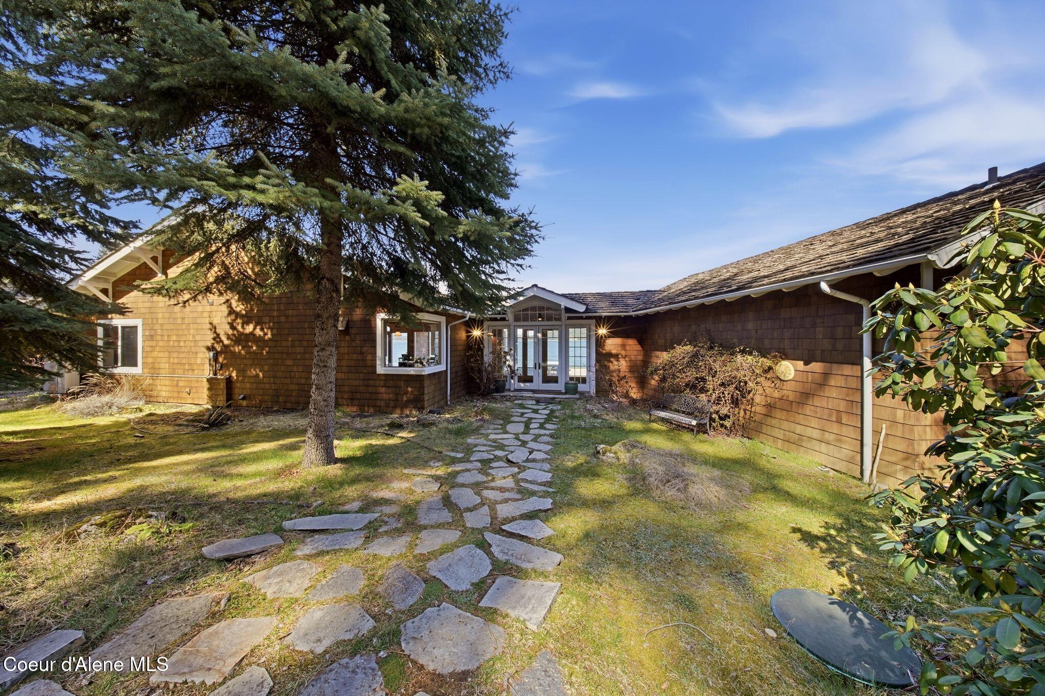 5015 Bottle Bay Road Sagle, ID 83860 - Photo 5 of 116 3_Inside-Media-Bottle Bay-1