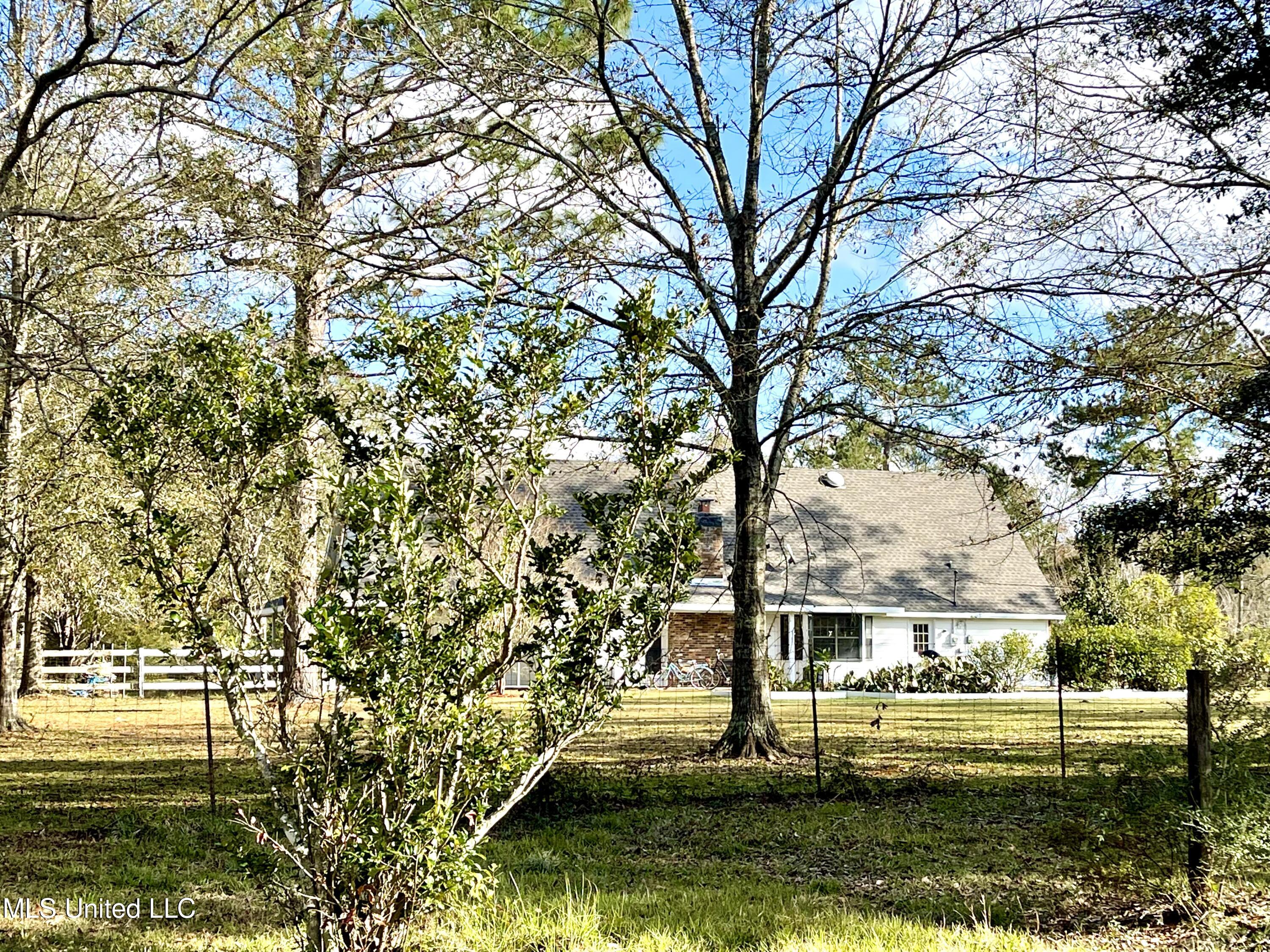 23095 South Felix Road Picayune, MS 39466 - Photo 54 of 70 A01FB2BA-977F-4667-82A2-D974574960CB