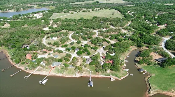 $109,000 | 8 Iowa Court, Nocona, TX 76255