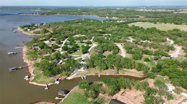 $109,000 | 8 Iowa Court, Nocona, TX 76255