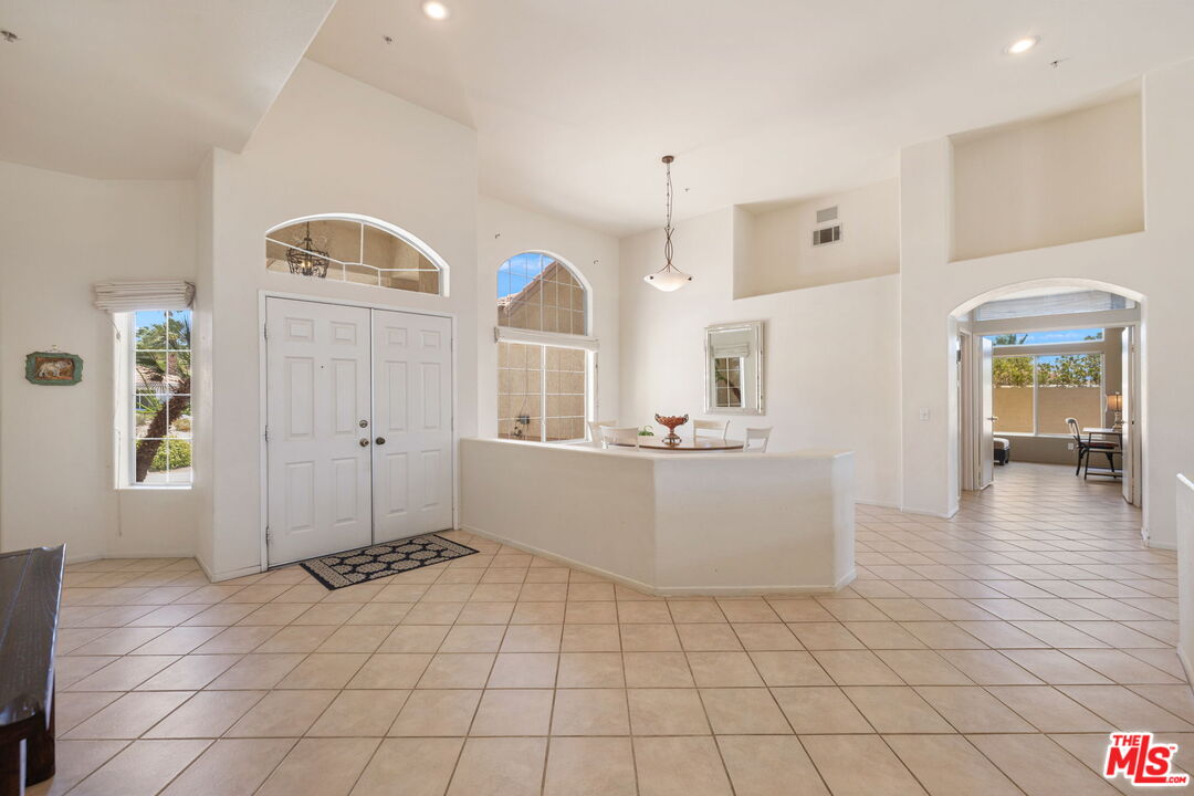 9891 El Rio Lane Desert Hot Springs, CA 92240 - Photo 6 of 41