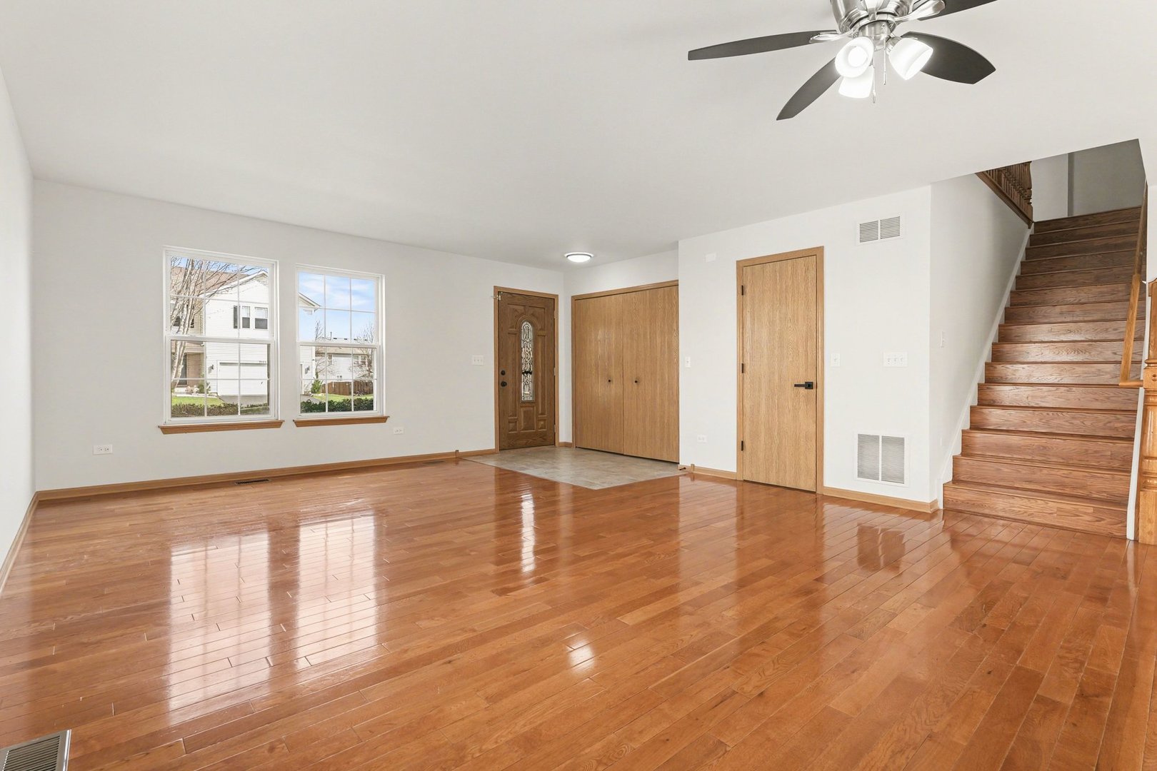 3909 Sedge Street Zion, IL 60099 - Photo 3 of 23