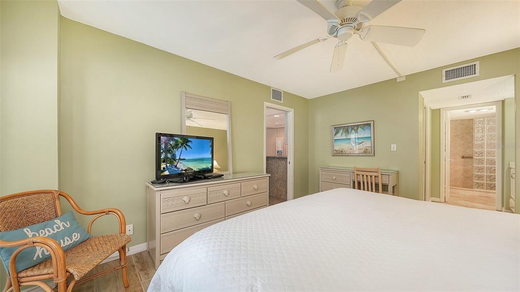 5920 Midnight Pass Road, Unit 1003 Sarasota, FL 34242 - Photo 20 of 89