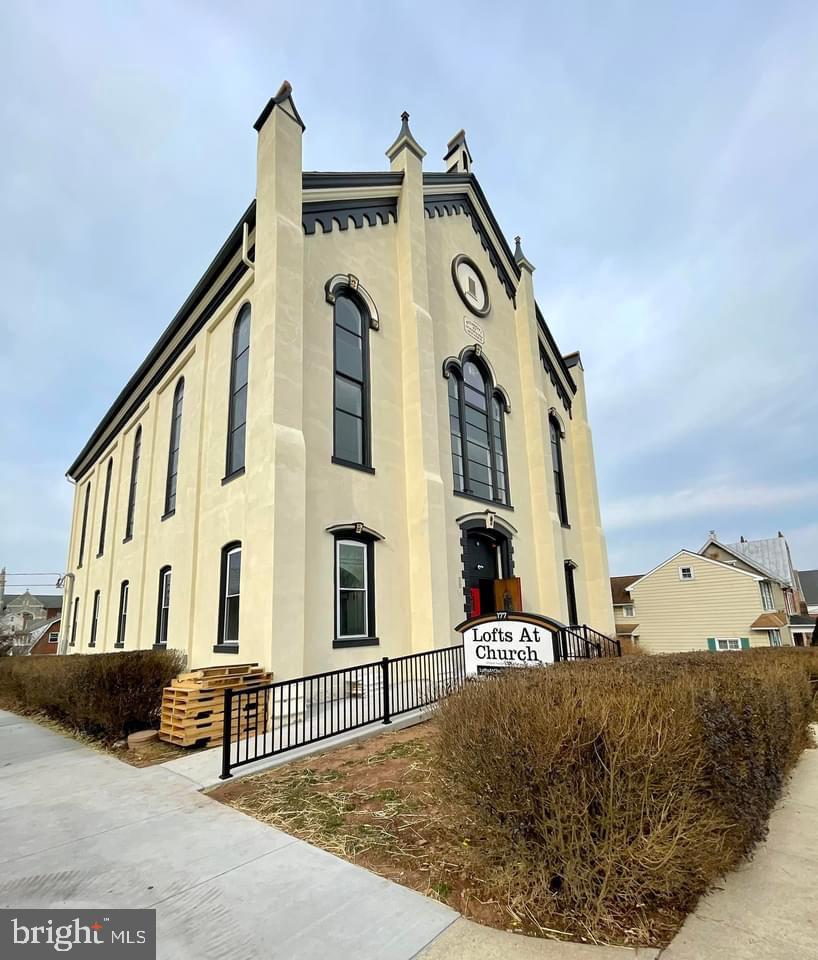 177 Chestnut Street, Unit 6 Spring City, PA 19475 - Photo 1 of 16