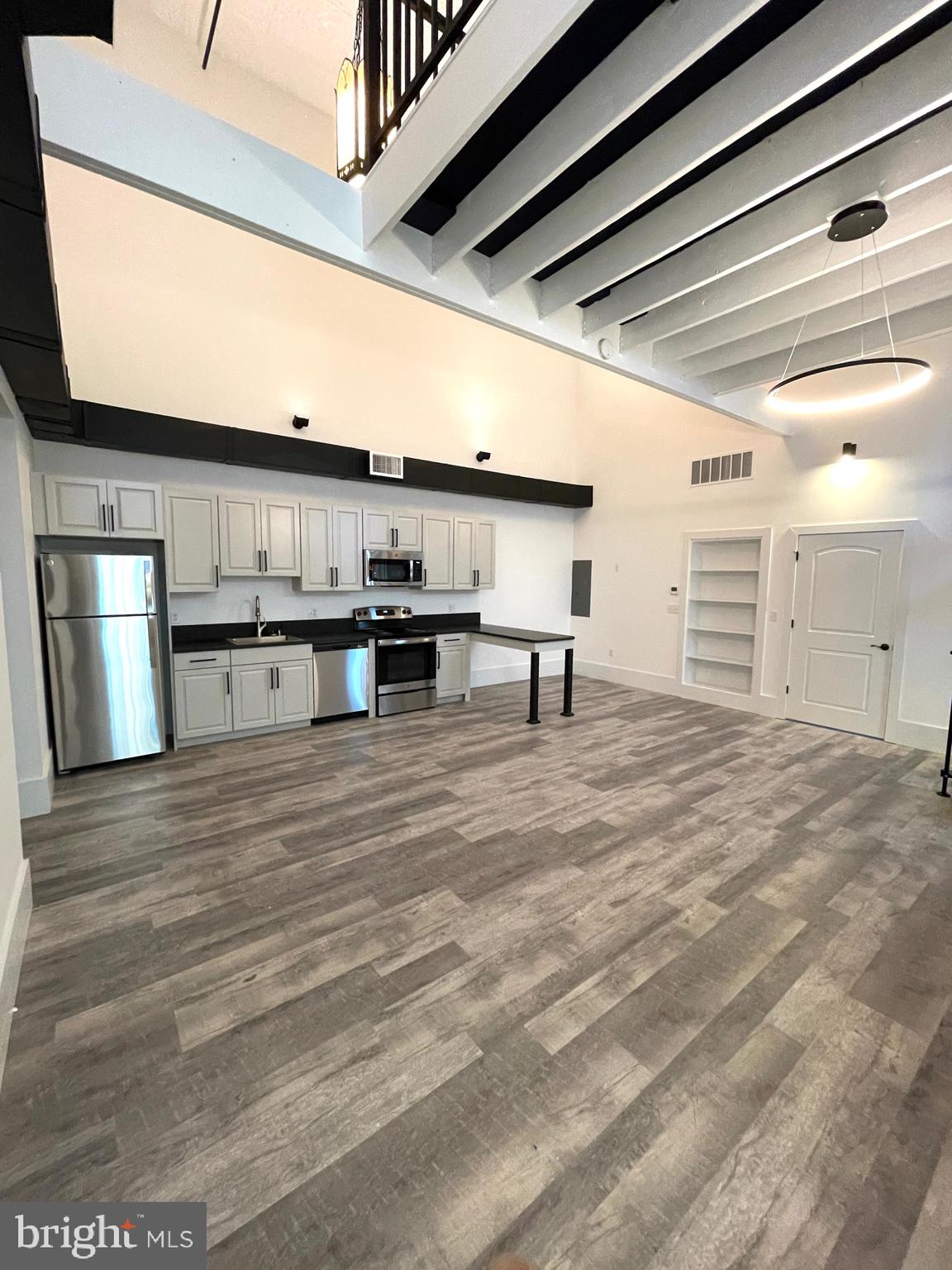 177 Chestnut Street, Unit 6 Spring City, PA 19475 - Photo 4 of 16