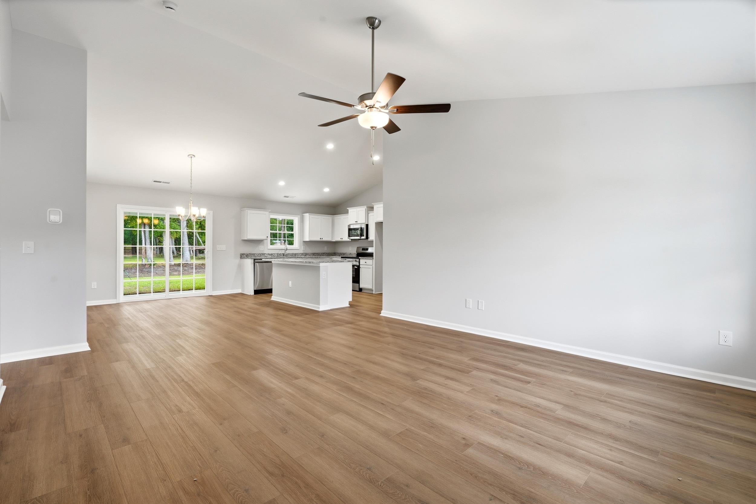 14 Bennington Court Georgetown, SC 29440 - Photo 3 of 30