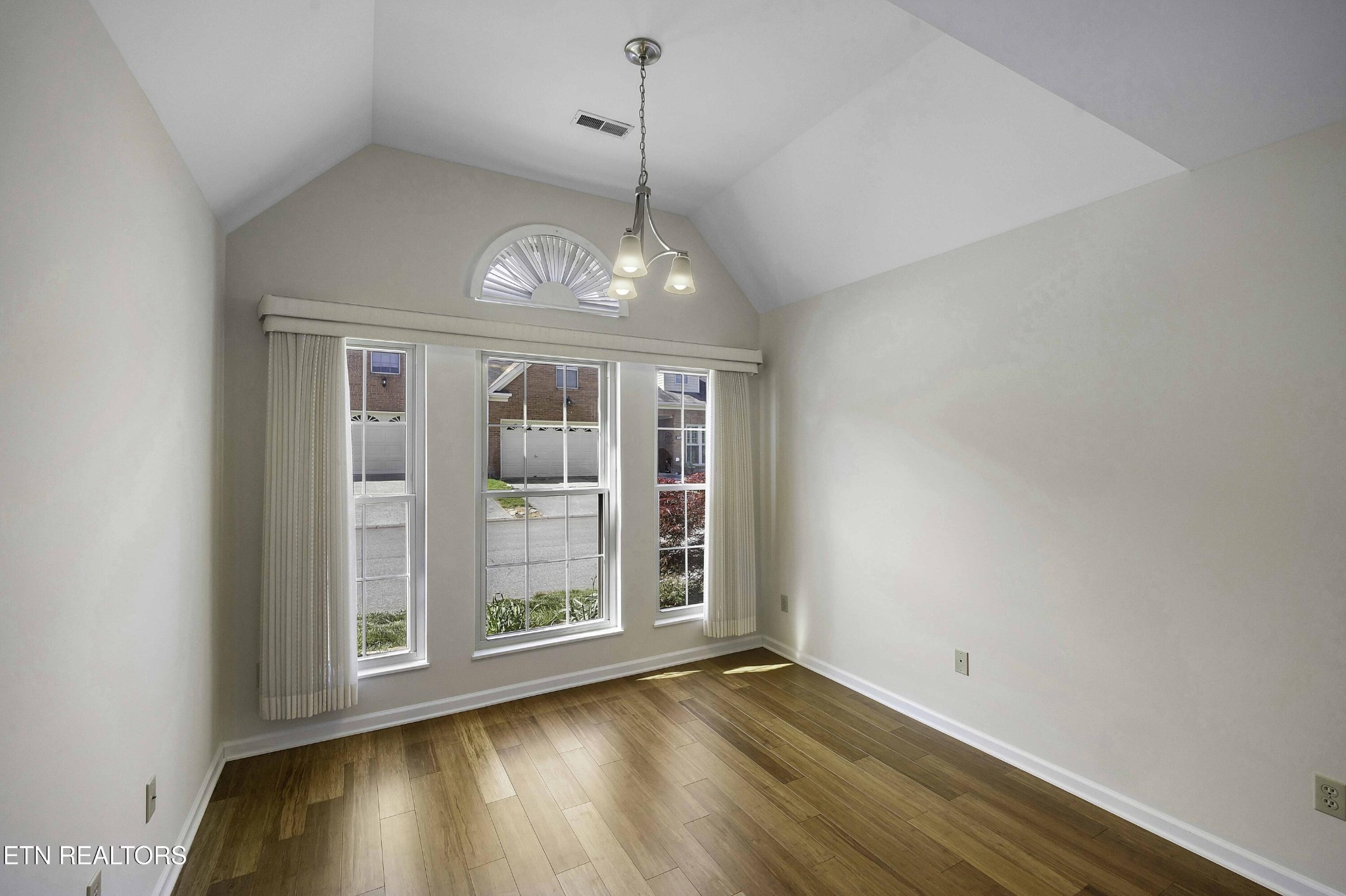 644 Applegate Lane Farragut, TN 37934 - Photo 19 of 27