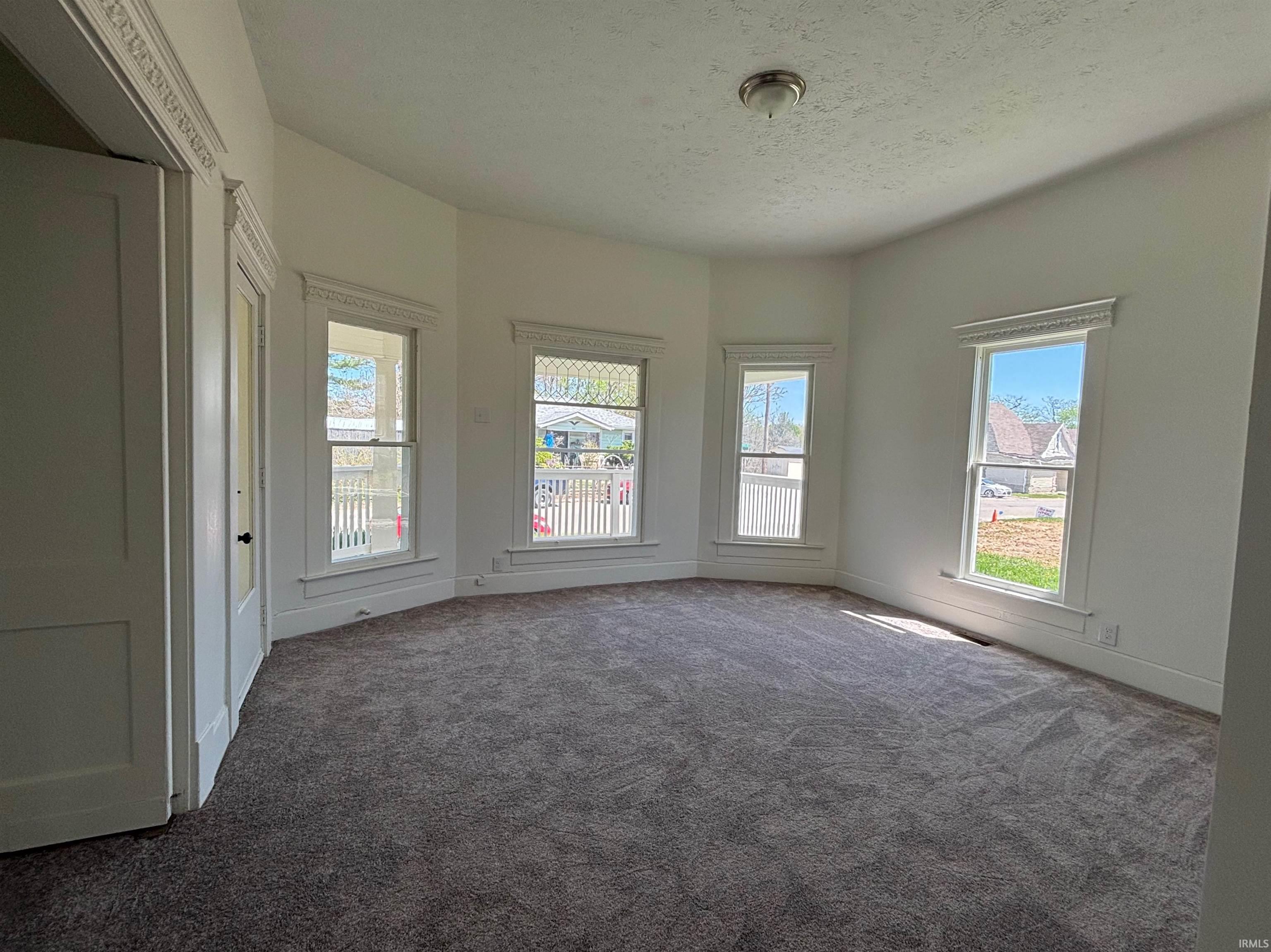 624 15th Street Bedford, IN 47421 - Photo 4 of 23