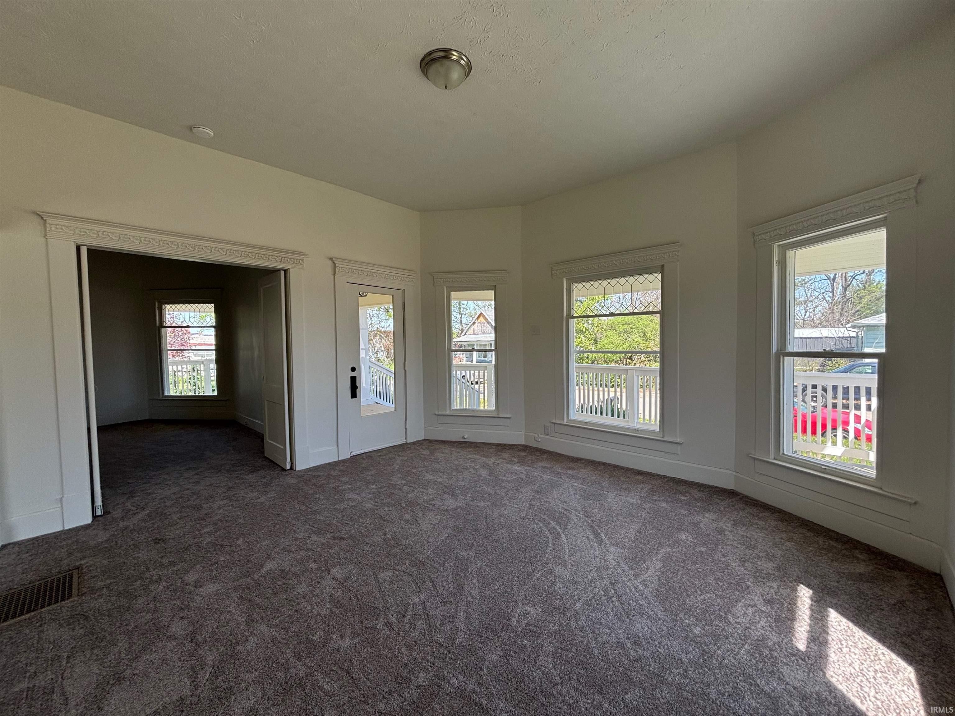 624 15th Street Bedford, IN 47421 - Photo 5 of 23