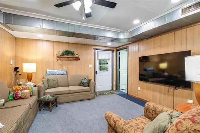 $2,300 | 2779 Lanier Lane, McGaheysville, VA 22840