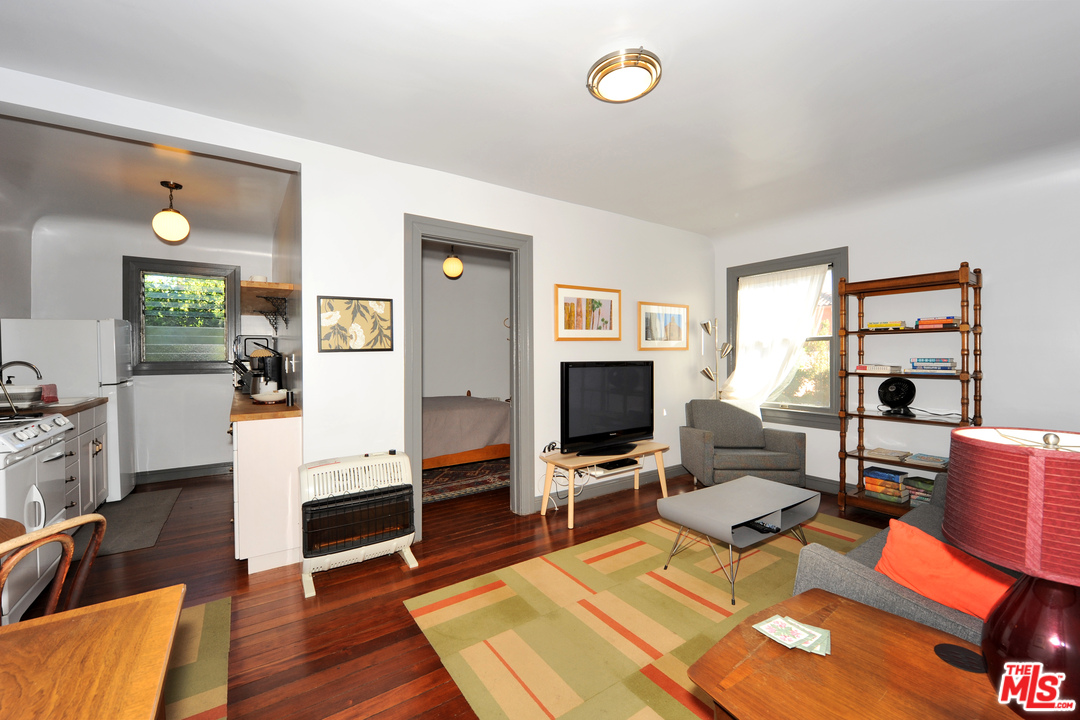 1627 Virginia Road Los Angeles, CA 90019 - Photo 29 of 37 Gallery Image 29