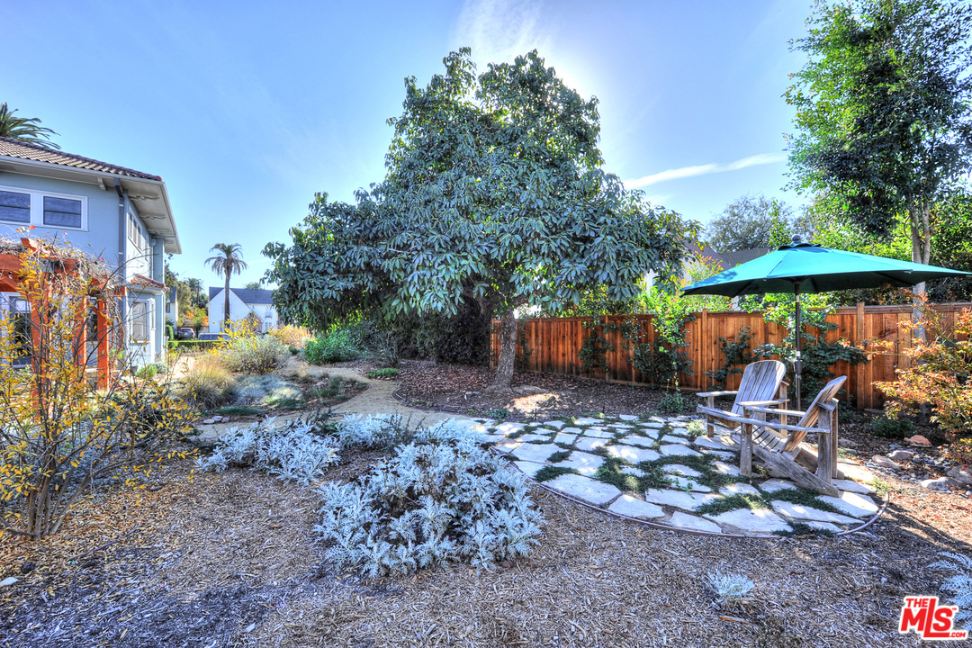 1627 Virginia Road Los Angeles, CA 90019 - Photo 34 of 37 Gallery Image 34