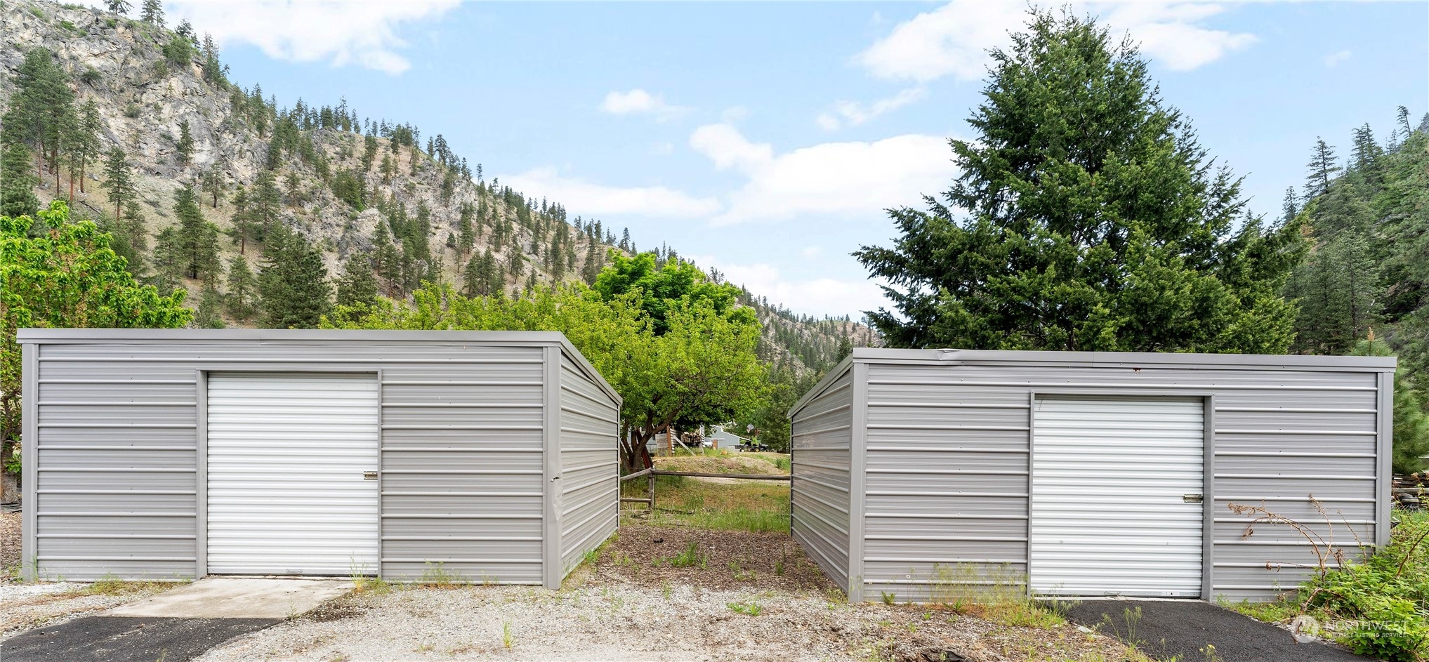 4550 Navarre Coulee Road Chelan, WA 98816 - Photo 32 of 37 Gallery Image 32