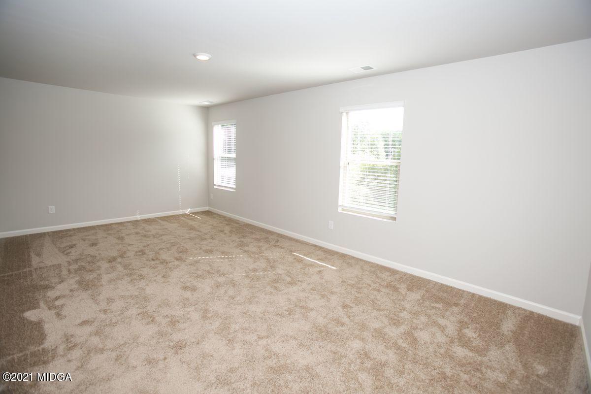 103 Sara Kay Lane, Unit 37 Macon, GA 31210 - Photo 25 of 38 an empty room with windows