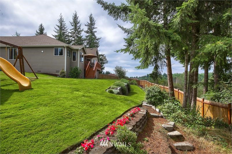 601 East Soderberg Road Allyn, WA 98524 - Photo 2 of 15