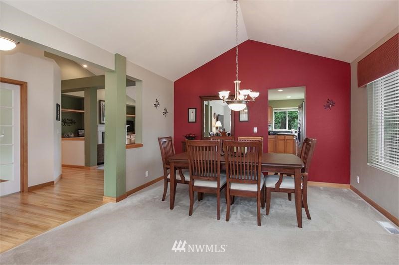 601 East Soderberg Road Allyn, WA 98524 - Photo 8 of 15