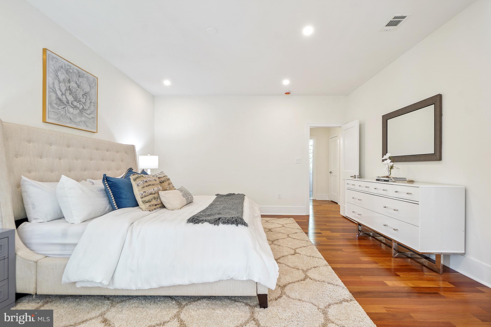 7301 Marbury Road Bethesda, MD 20817 - Photo 53 of 81