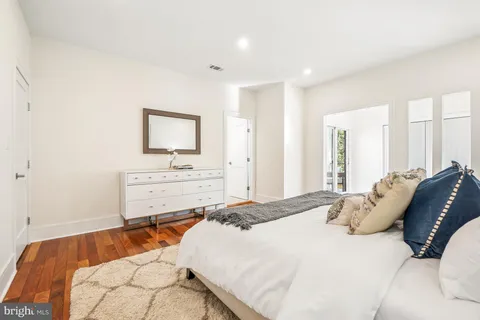 $3,299,000 | 7301 Marbury Road, Bethesda, MD 20817