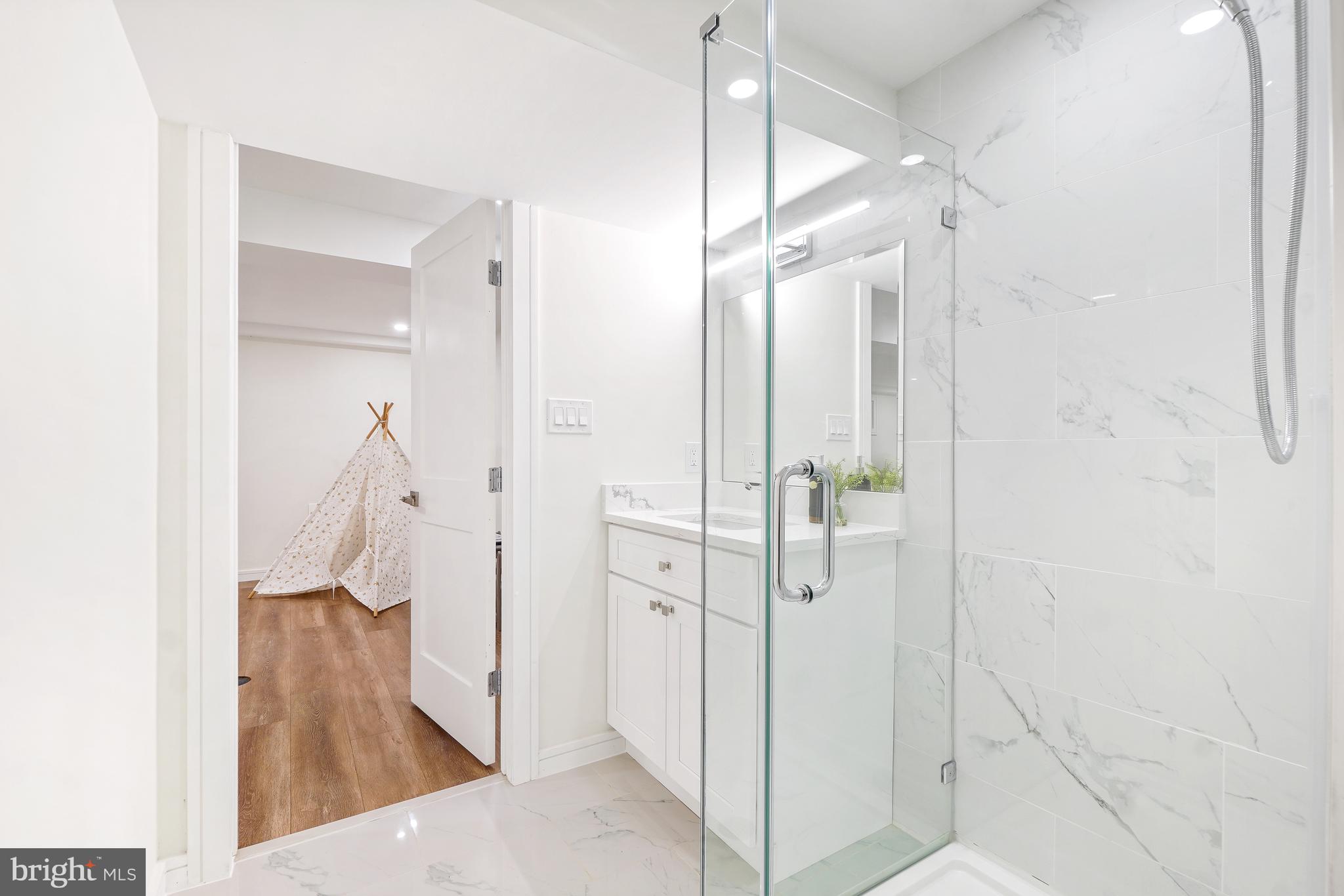 7301 Marbury Road Bethesda, MD 20817 - Photo 68 of 81