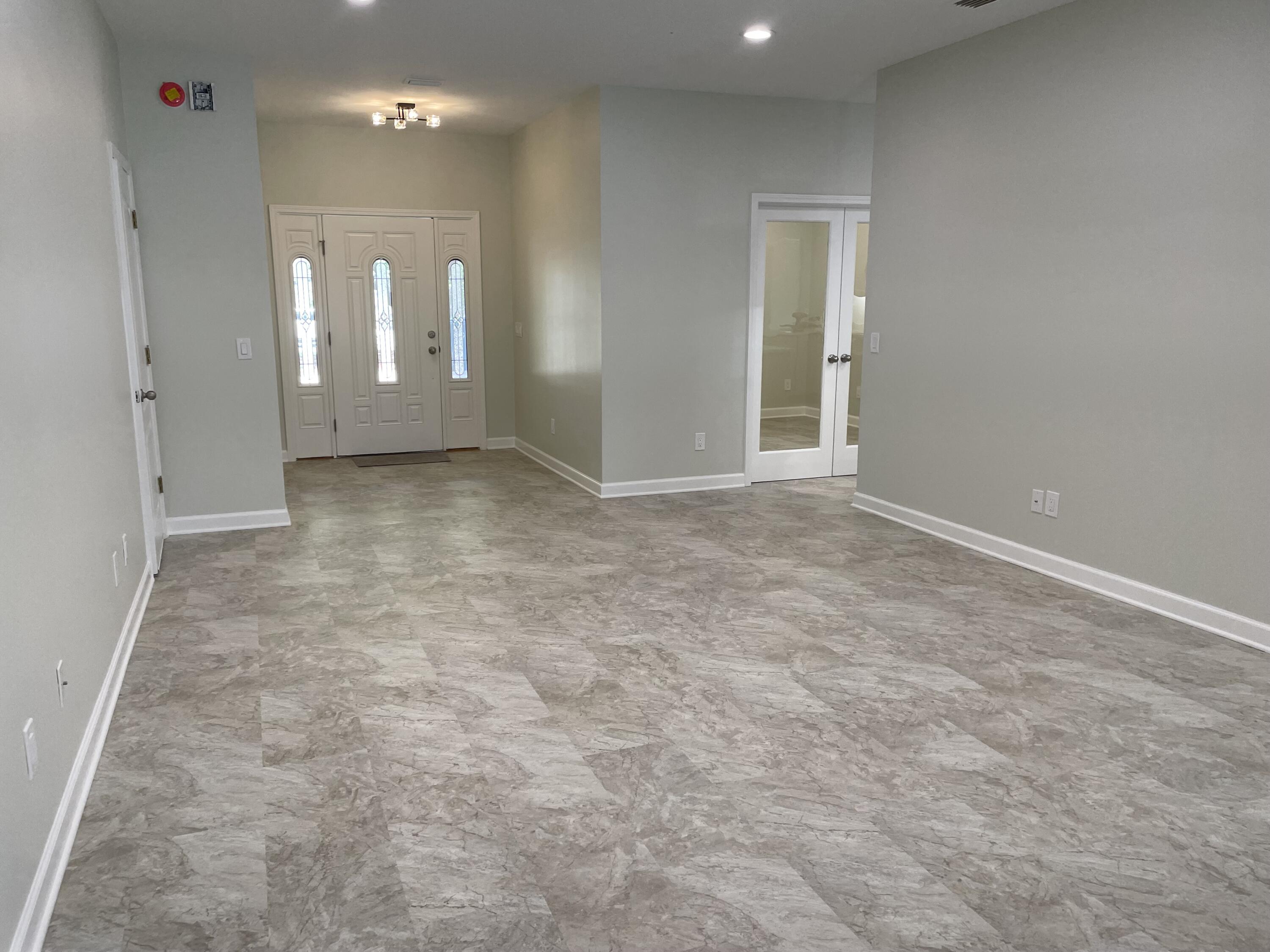 3 Walton Way Miramar Beach, FL 32550 - Photo 4 of 35 a view of an empty room