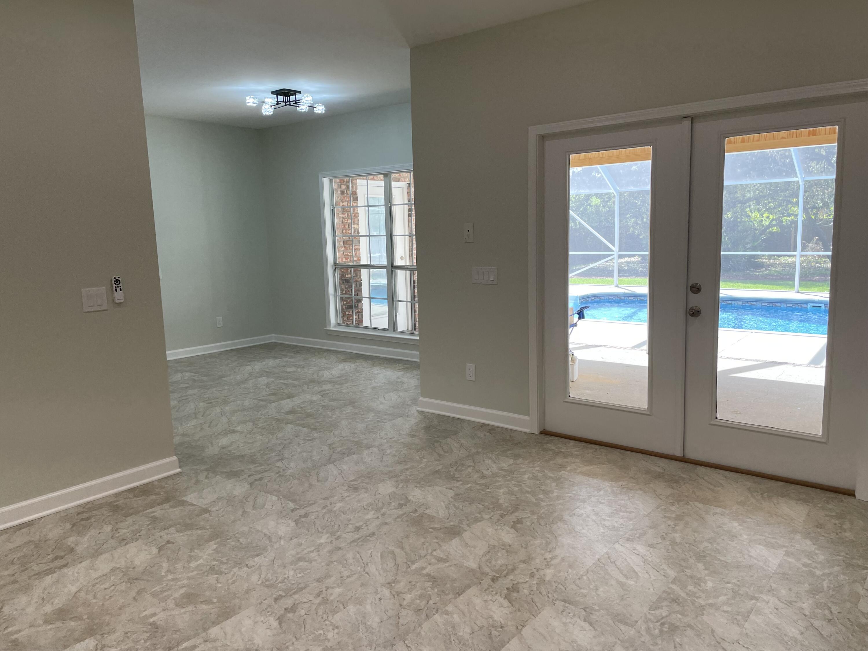 3 Walton Way Miramar Beach, FL 32550 - Photo 5 of 35 an empty room with windows