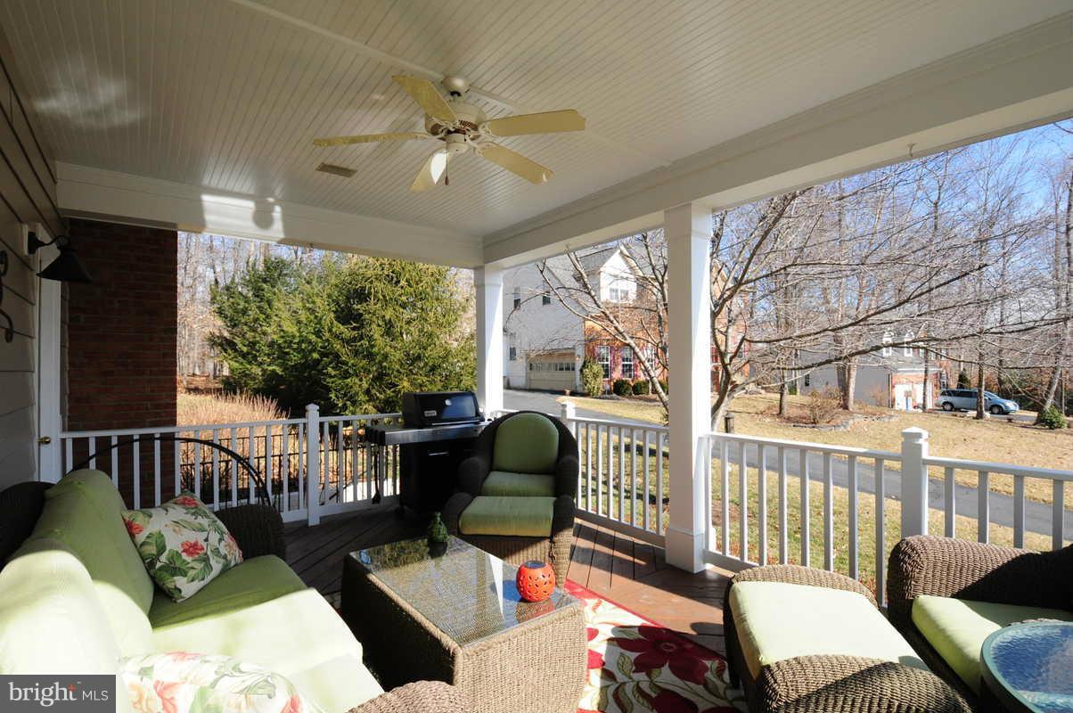 7858 Pembridge Road Manassas, VA 20112 - Photo 12 of 30 Exterior (General)