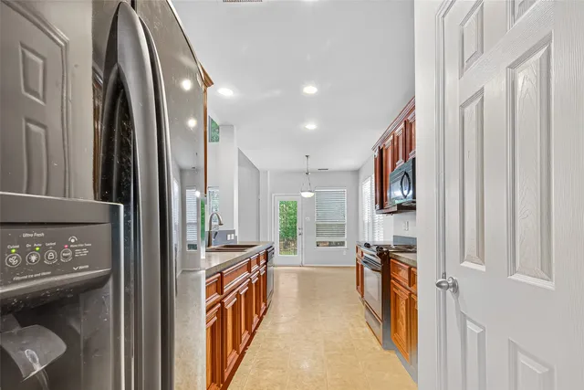 $2,400 | 2318 Kylie Court, Spring, TX 77386