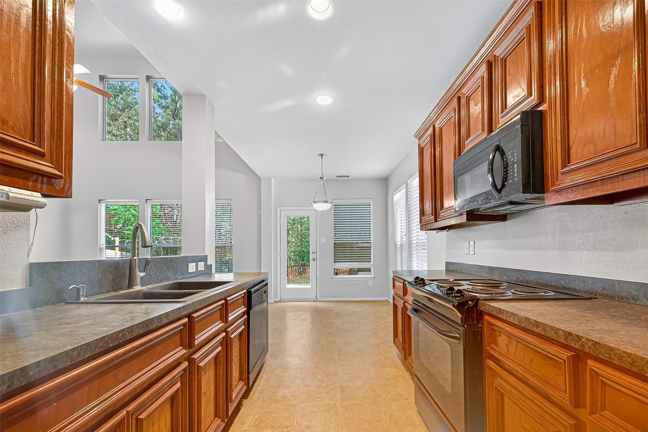 2318 Kylie Court Spring, TX 77386 - Photo 17 of 50