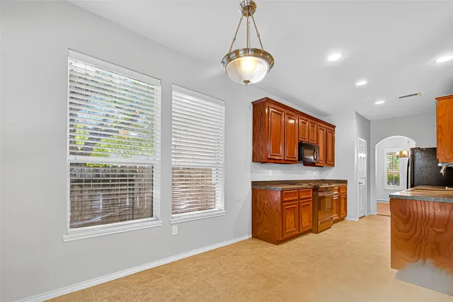 $2,400 | 2318 Kylie Court, Spring, TX 77386