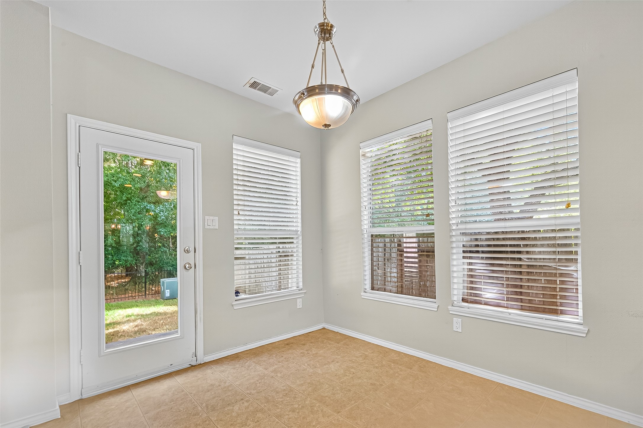 2318 Kylie Court Spring, TX 77386 - Photo 19 of 50