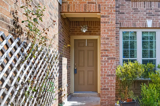 $2,400 | 2318 Kylie Court, Spring, TX 77386