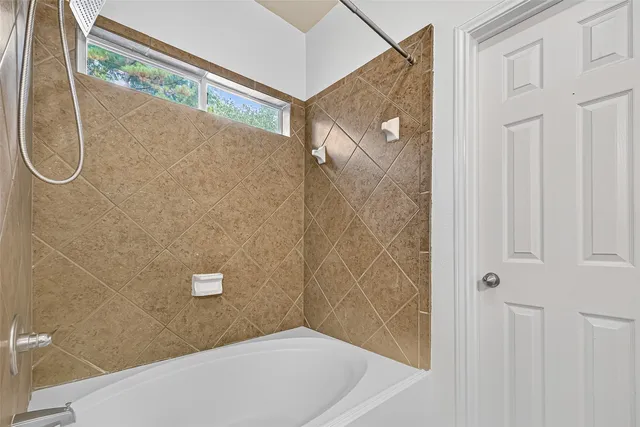 $2,400 | 2318 Kylie Court, Spring, TX 77386