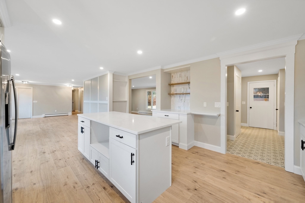 5 Brookside Circle Wilbraham, MA 01095 - Photo 4 of 41